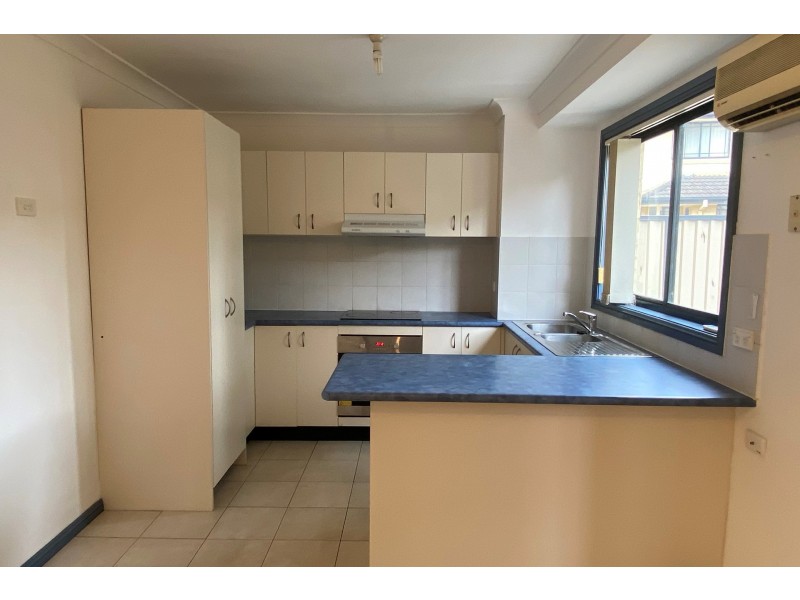 18/4 Nolan Place, Seven Hills NSW 2147