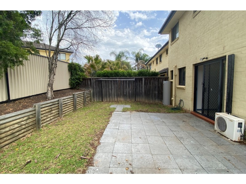 18/4 Nolan Place, Seven Hills NSW 2147