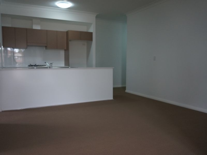 18/11-15 Robilliard Street, Mays Hill NSW 2145