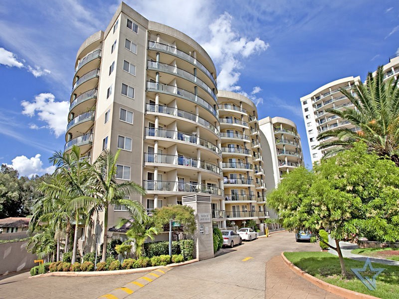 611/91A Bridge Road, Westmead NSW 2145