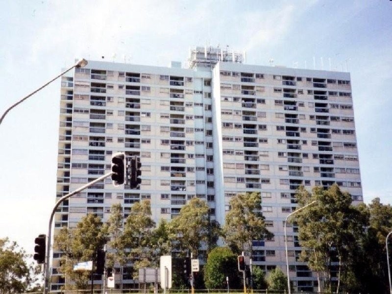 2L/15 Campbell Street, Parramatta NSW 2150