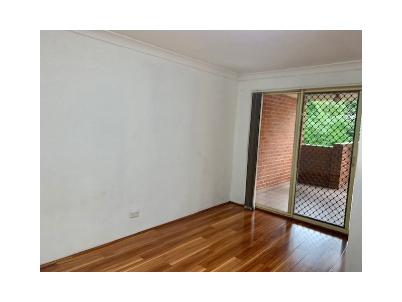 11/4-6 Wigram Street, Harris Park NSW 2150