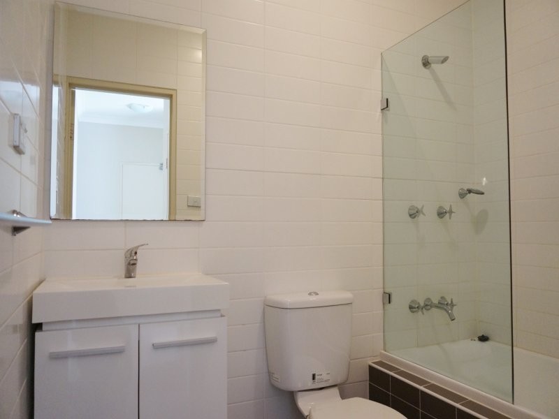 11/30-34 Lydbrook Street, Westmead NSW 2145