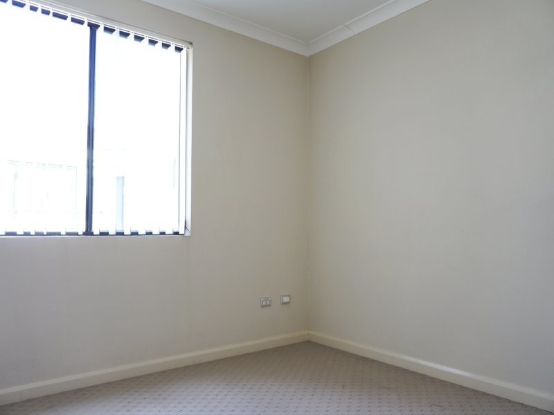 11/30-34 Lydbrook Street, Westmead NSW 2145