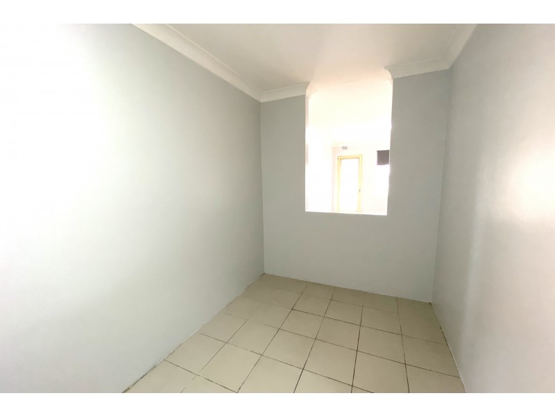 11/15 Station Street West, Harris Park NSW 2150