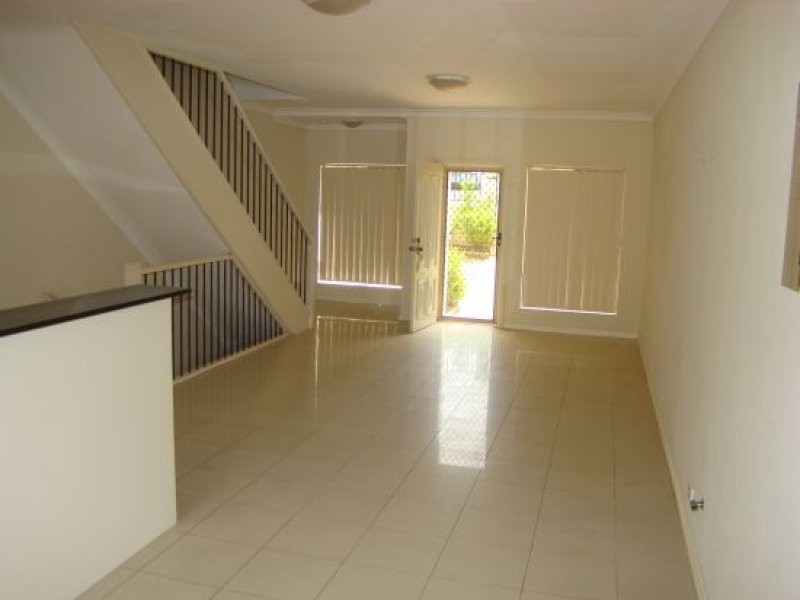 8/8-16 Virginia Street, Rosehill NSW 2142