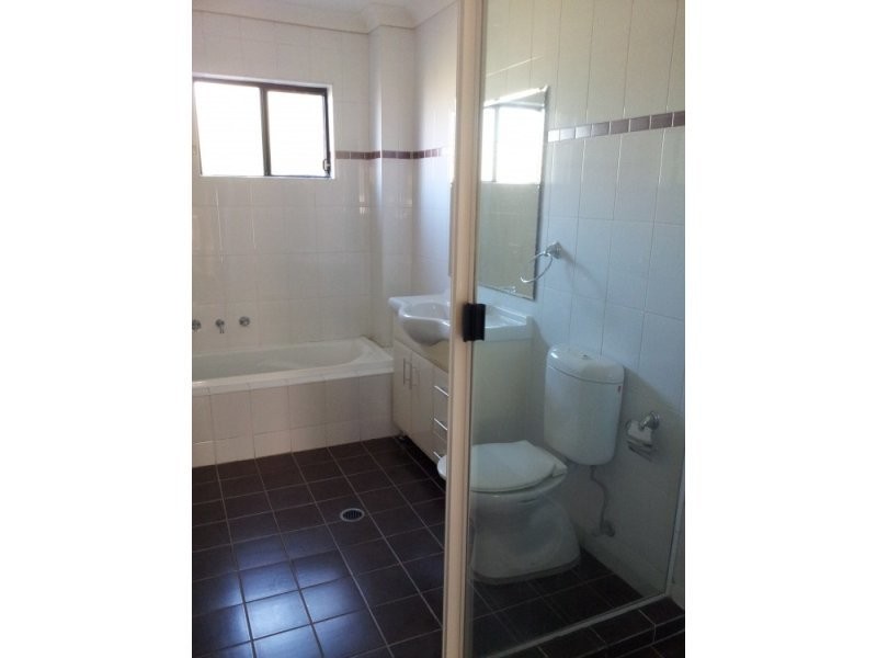 8/8-16 Virginia Street, Rosehill NSW 2142