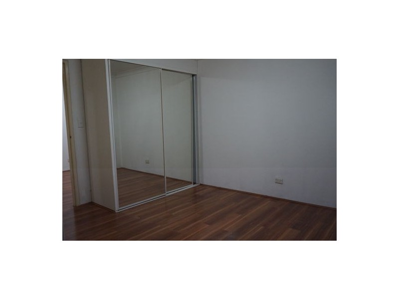 11/4-6 Wigram Street, Harris Park NSW 2150