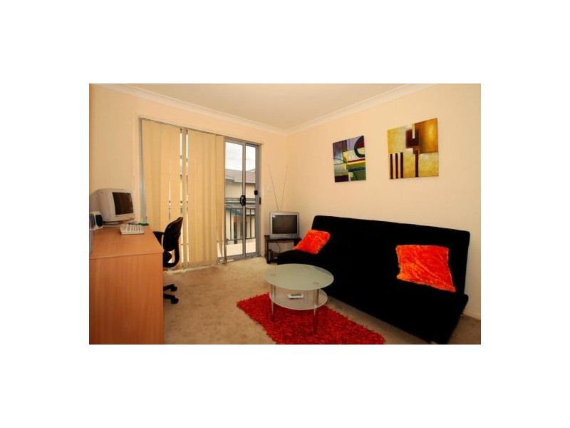 4/159-161 Windsor Road, Northmead NSW 2152