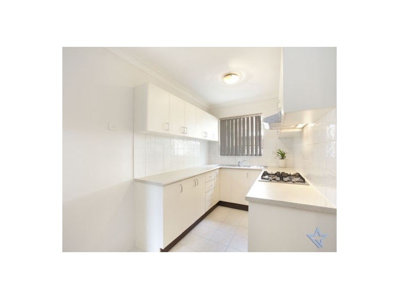 4/27 Manchester Street, Merrylands NSW 2160