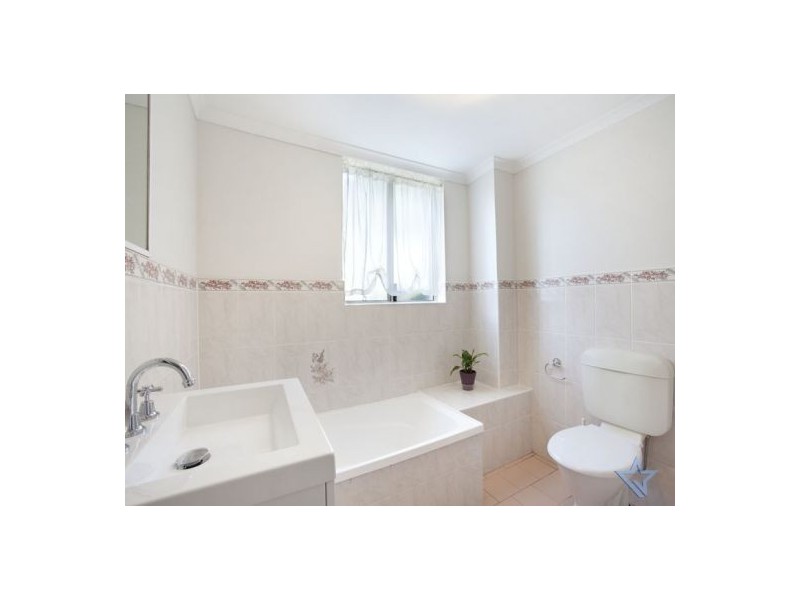 4/27 Manchester Street, Merrylands NSW 2160