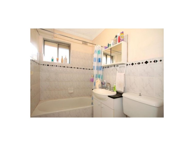 10/33 Bowden Street, Harris Park NSW 2150