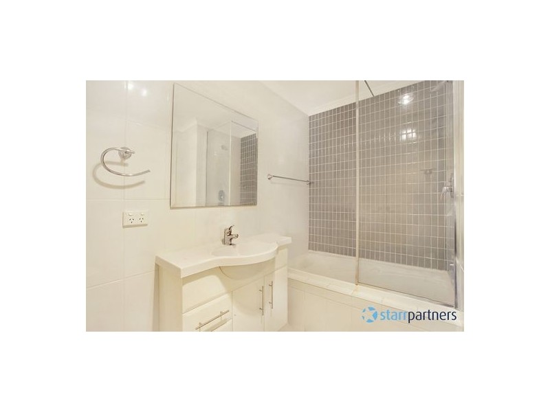 2/49-55 Beamish Road, Northmead NSW 2152