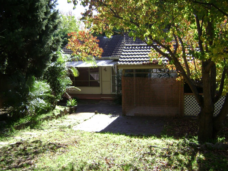 12 FORSYTH PLACE, Oatlands NSW 2117