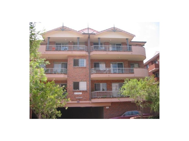 9/30 LENNOX ST, Parramatta NSW 2150