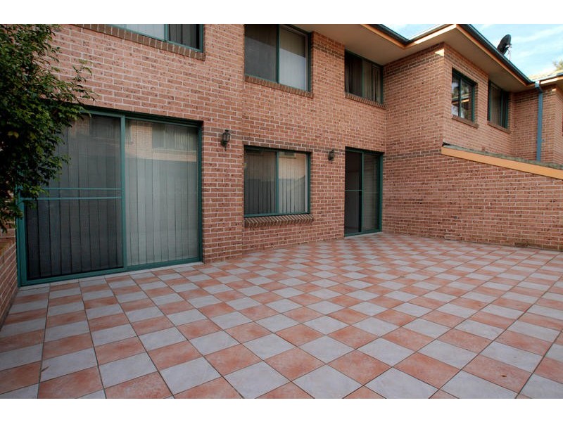 2/31 Isabella Street, North Parramatta NSW 2151