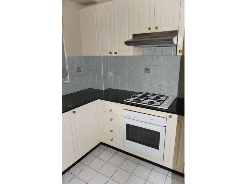 5/27 Parkside Lane, Westmead NSW 2145