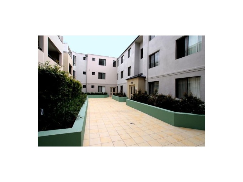 10/30-34 Lydbrook Street, Westmead NSW 2145