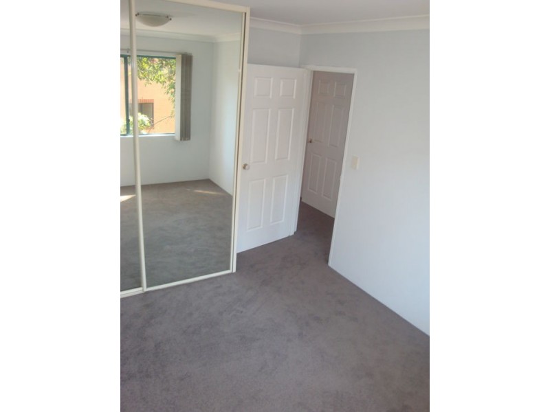 15/13-17 Bailey Street, Westmead NSW 2145