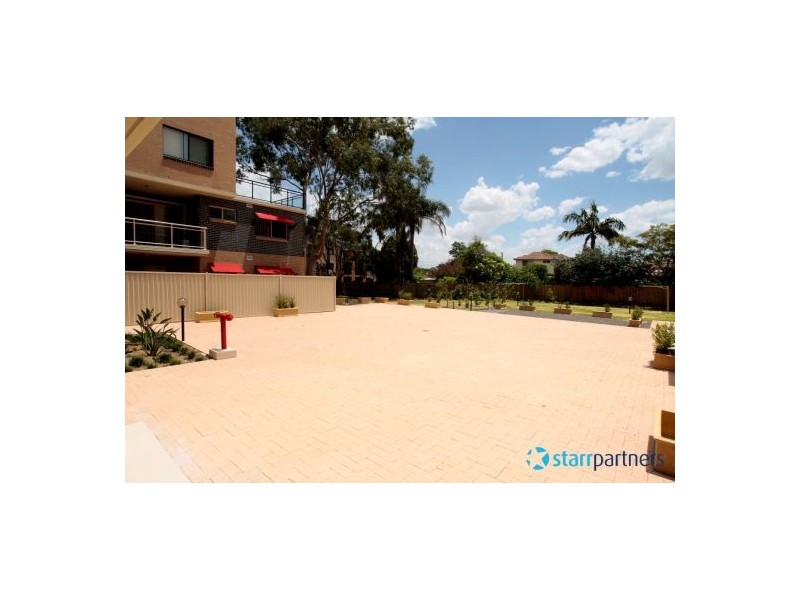 8/49-55 Beamish Road, Northmead NSW 2152