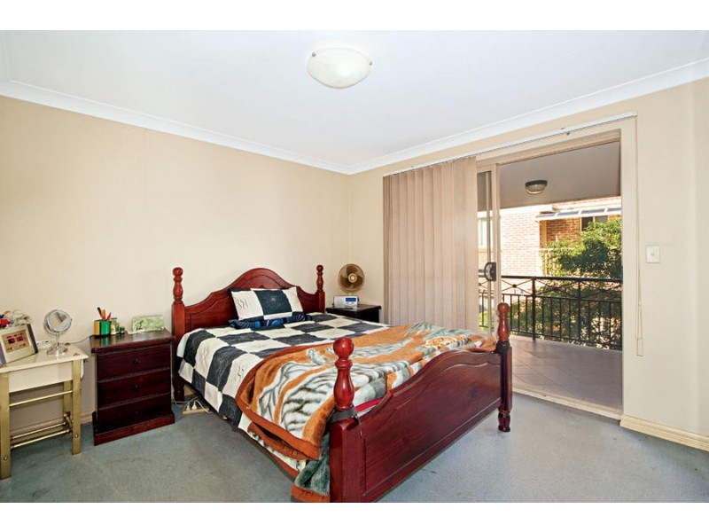 4/3 Brisbane Street, Harris Park NSW 2150