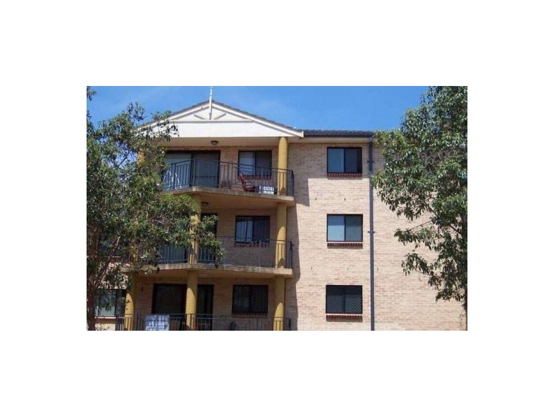 1/115-117 Stapleton Street, Pendle Hill NSW 2145