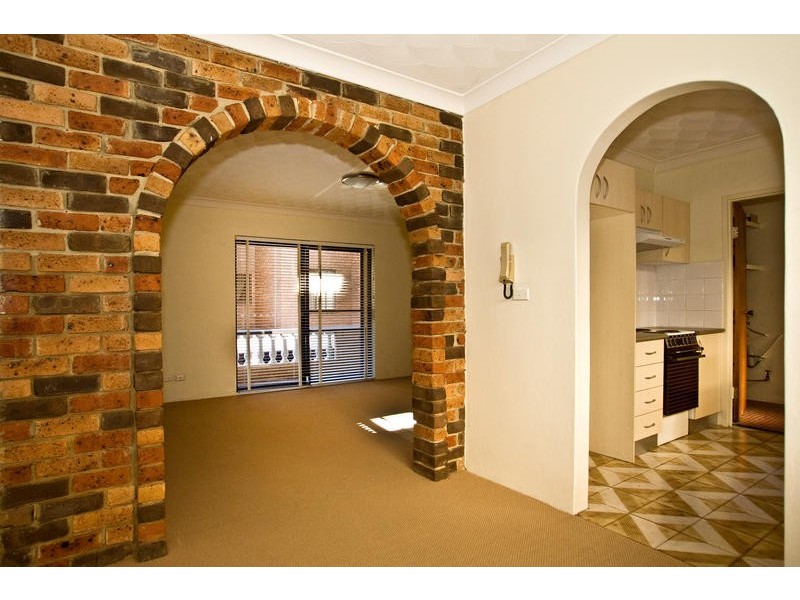 2/17 Central Avenue, Westmead NSW 2145