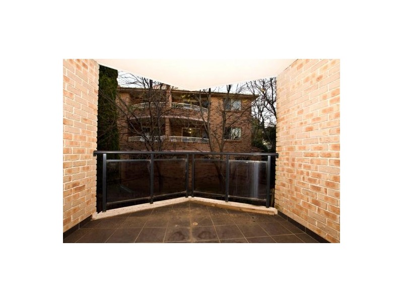 8/20-22 Alexandra Avenue, Westmead NSW 2145