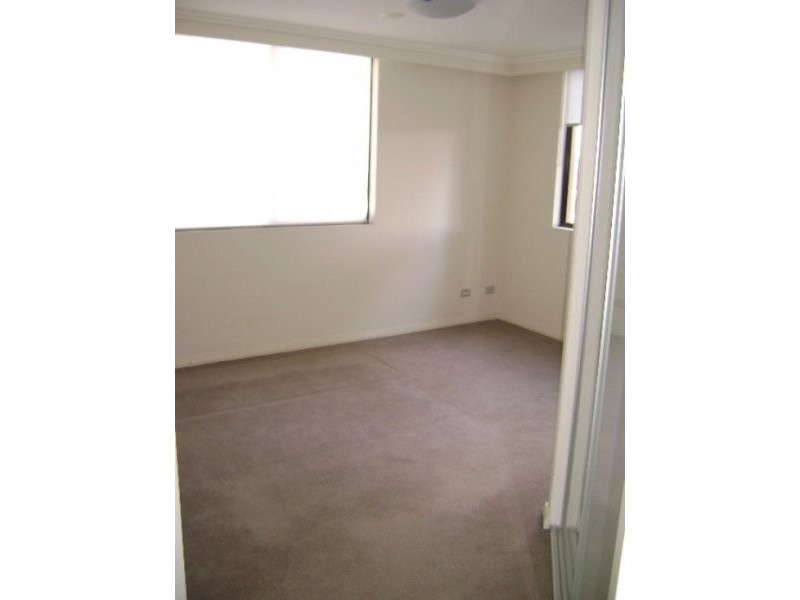 125/13-15 Hassall Street, Parramatta NSW 2150