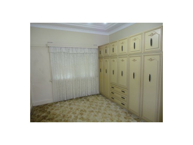 18 Joyner Street, Westmead NSW 2145