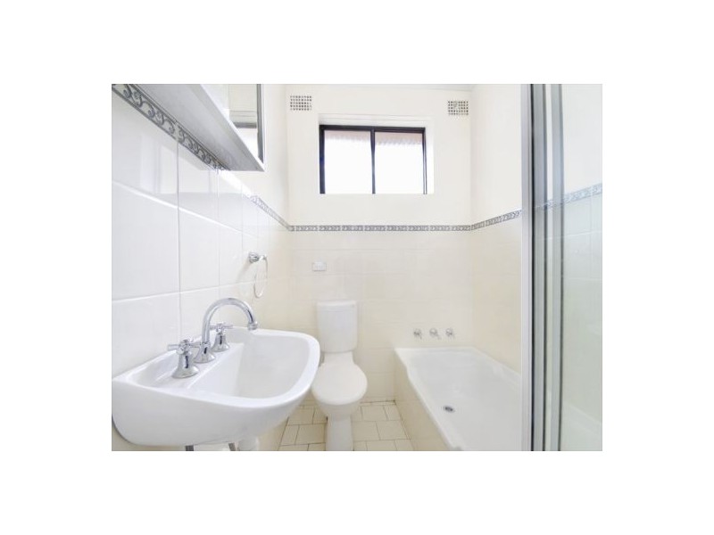 7/11 Station Street West, Parramatta NSW 2150