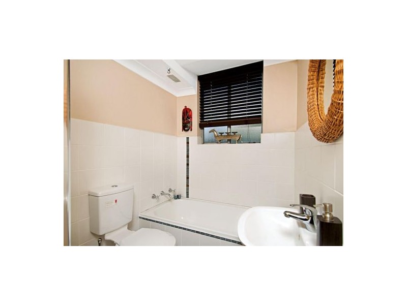 6/11-13 Allen Street, Harris Park NSW 2150