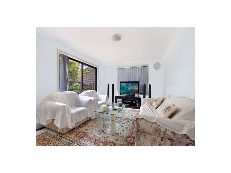 1 Macklin Street, Pendle Hill NSW 2145