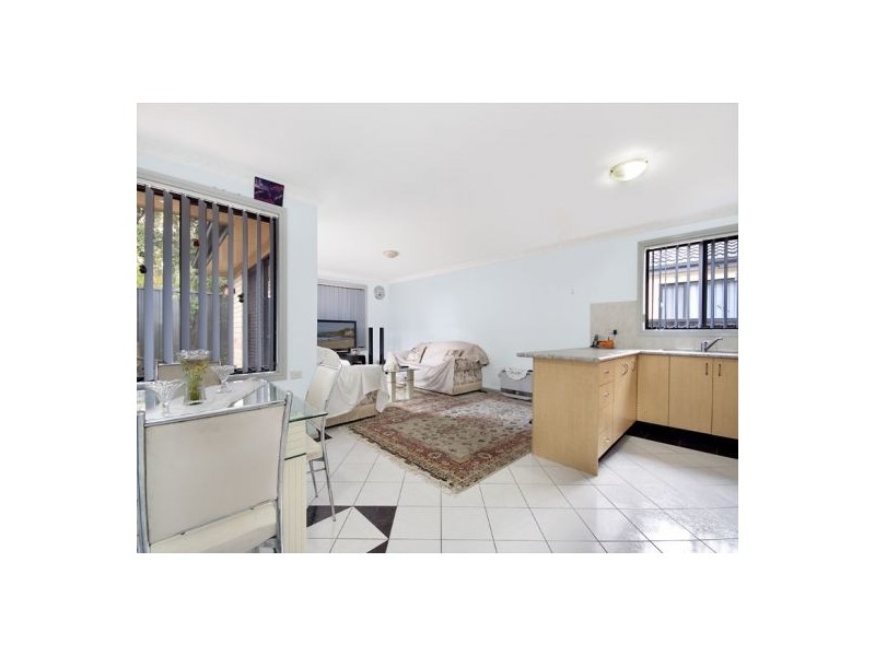 1 Macklin Street, Pendle Hill NSW 2145