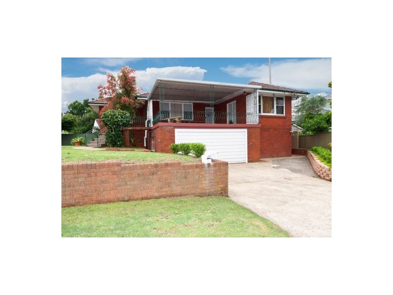 2 Lochinvar Parade, Carlingford NSW 2118