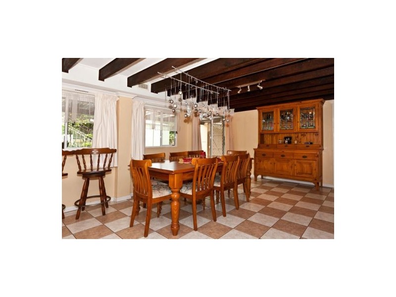 2 Lochinvar Parade, Carlingford NSW 2118