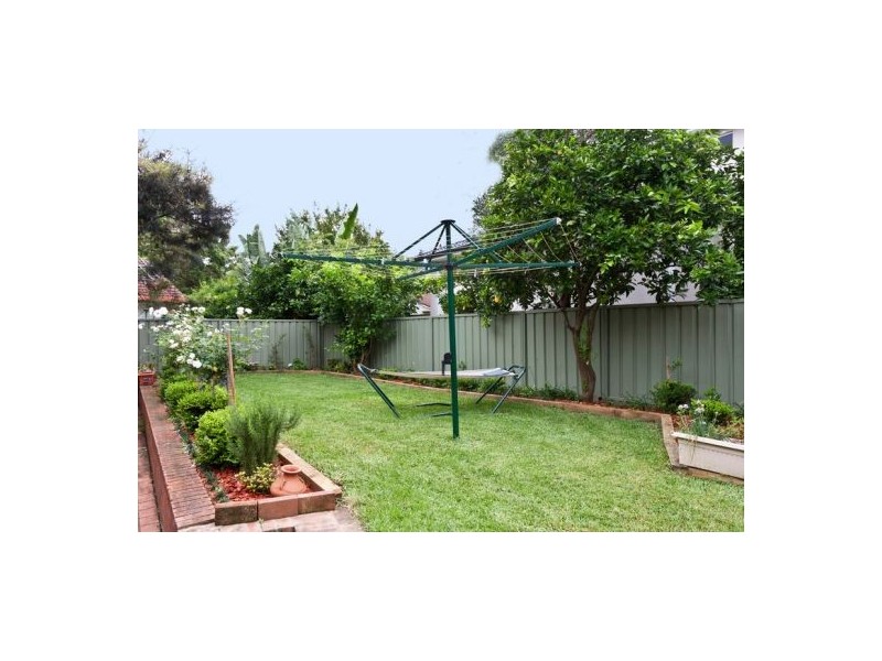 2 Lochinvar Parade, Carlingford NSW 2118