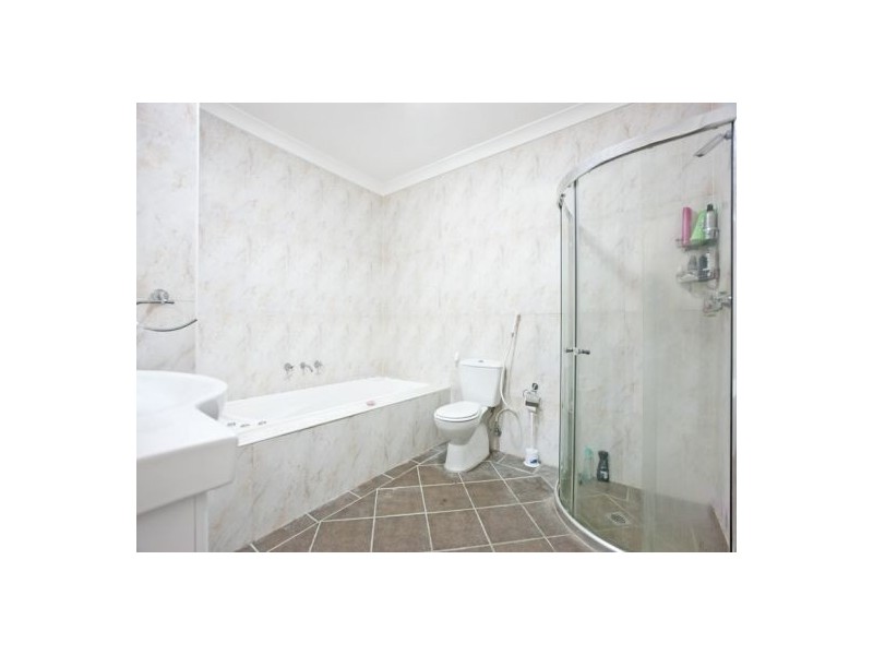 11/24 Cleone Street, Guildford NSW 2161