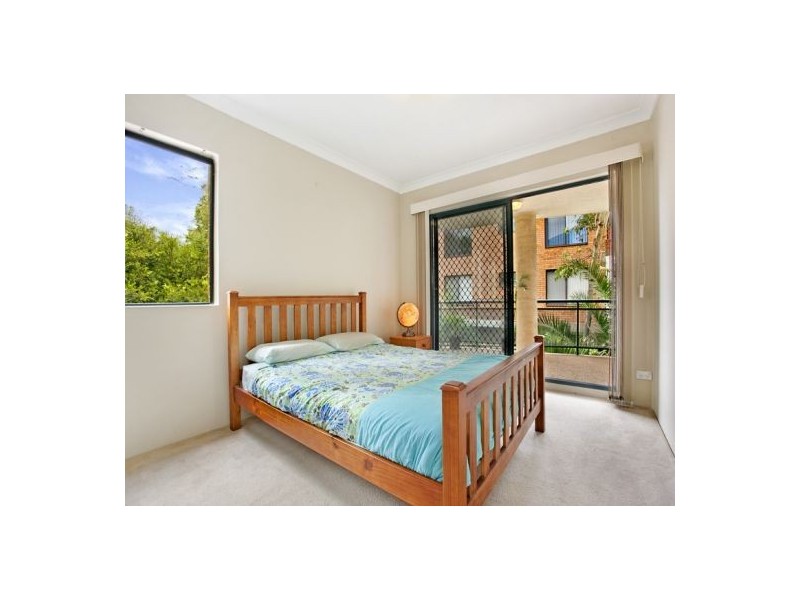 3/130 Good Street, Harris Park NSW 2150