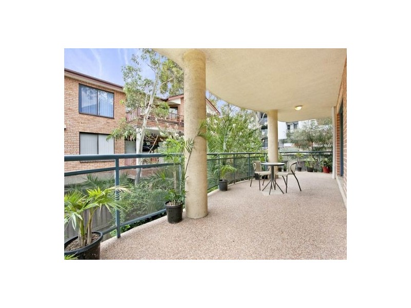 3/130 Good Street, Harris Park NSW 2150