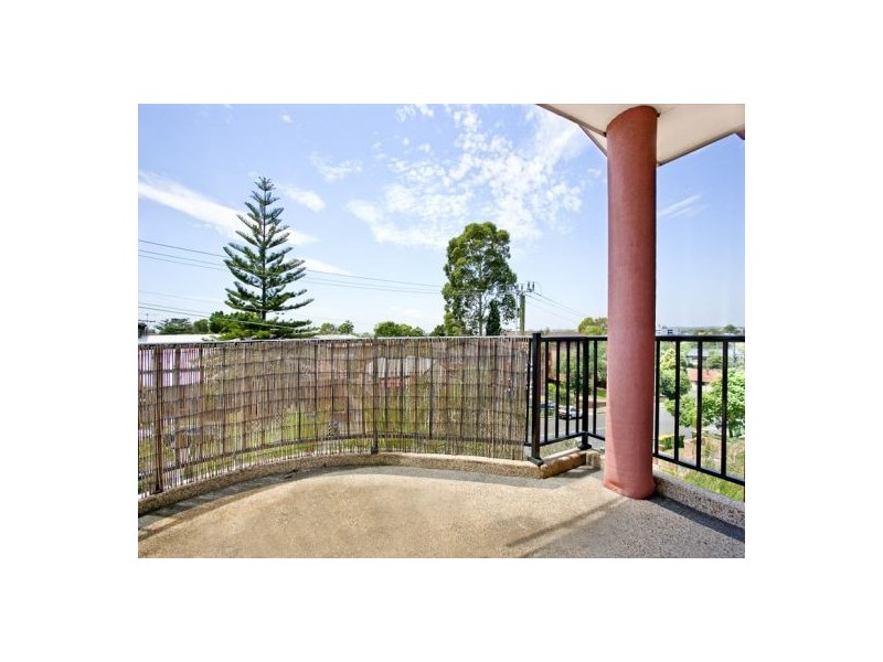 3/28 Harris Street, Harris Park NSW 2150