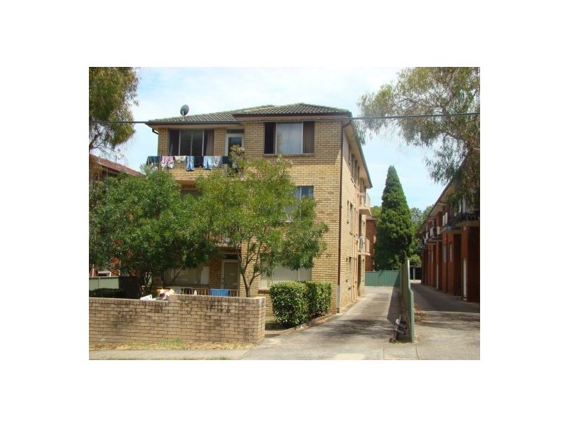 2/20 Wigram Street, Harris Park NSW 2150