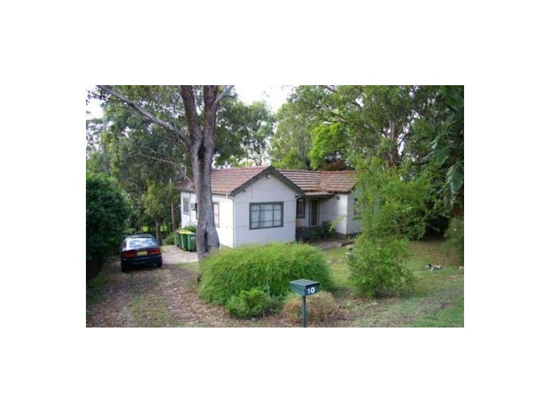 10 Bago Street, Pendle Hill NSW 2145