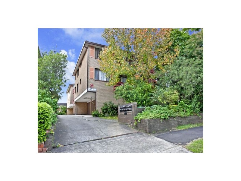 8/11 Brisbane Street, Harris Park NSW 2150