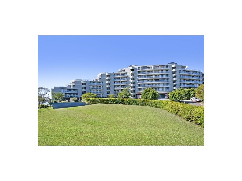 8/27 Bennelong Parkway, Wentworth Point NSW 2127