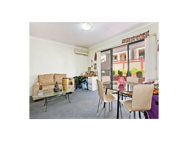2/12 Kendall Street, Harris Park NSW 2150