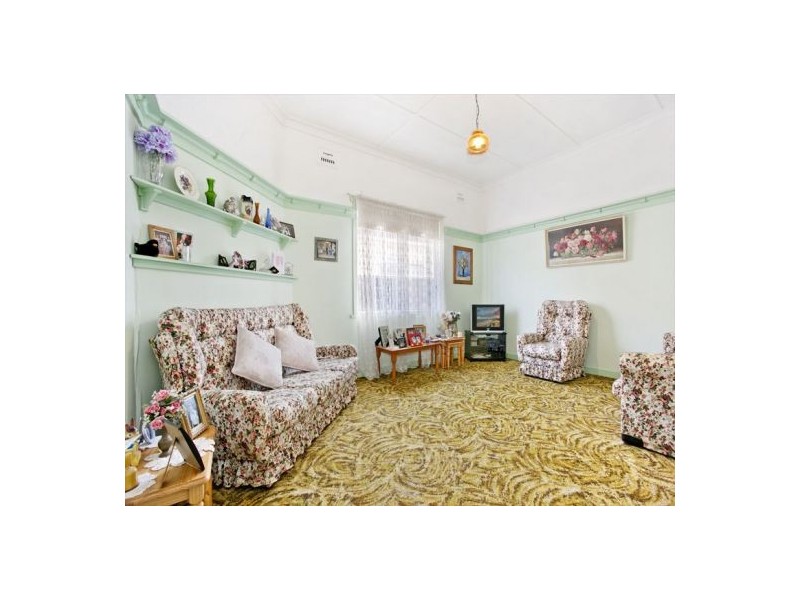 25 Bursill Street, Guildford NSW 2161