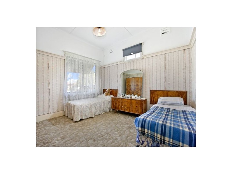 25 Bursill Street, Guildford NSW 2161