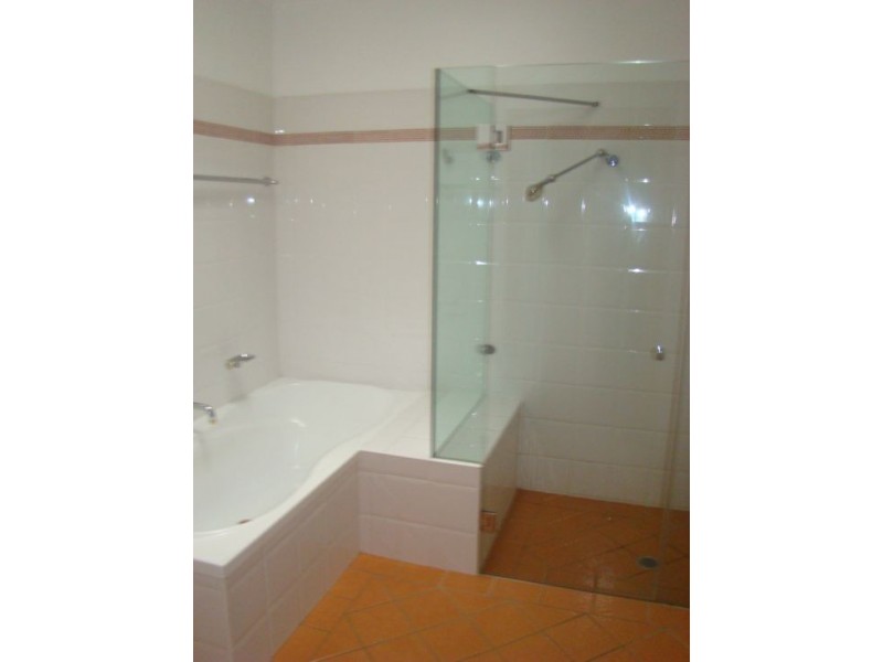 19 TOBRUK ST, North Ryde NSW 2113