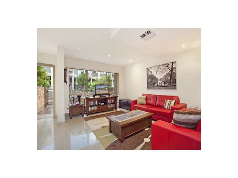 16/1-9 Eleanor Street, Rosehill NSW 2142